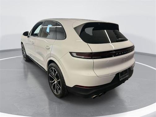 2024 Porsche Cayenne S