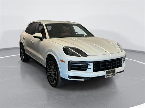 2024 Porsche Cayenne S