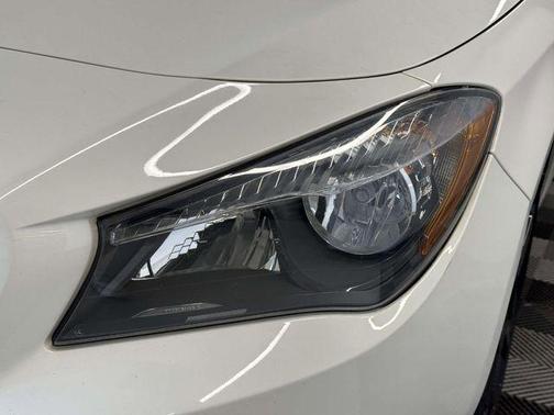 White 2014 Mercedes-Benz CLA-Class 250