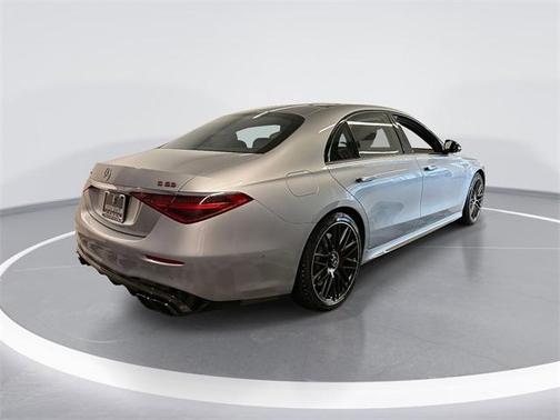 2025 Mercedes-Benz AMG S 63 E Base