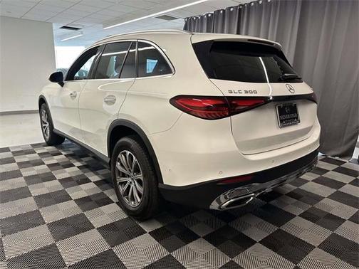 2023 Mercedes-Benz GLC 300 Base 4MATIC