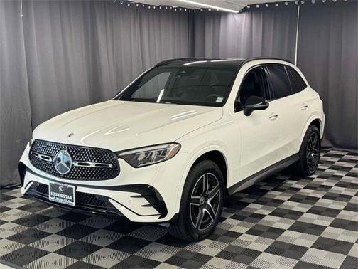2025 Mercedes-Benz GLC 350e Base 4MATIC