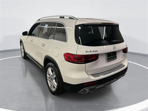 2021 Mercedes-Benz GLB 250 Base 4MATIC