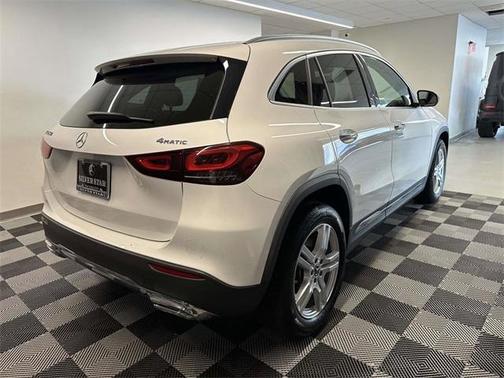 2022 Mercedes-Benz GLA 250 Base 4MATIC