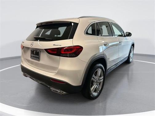 2022 Mercedes-Benz GLA 250 Base 4MATIC