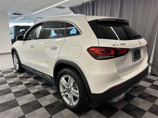 2022 Mercedes-Benz GLA 250 Base 4MATIC