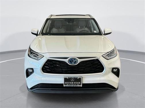 2023 Toyota Highlander Hybrid Bronze Edition