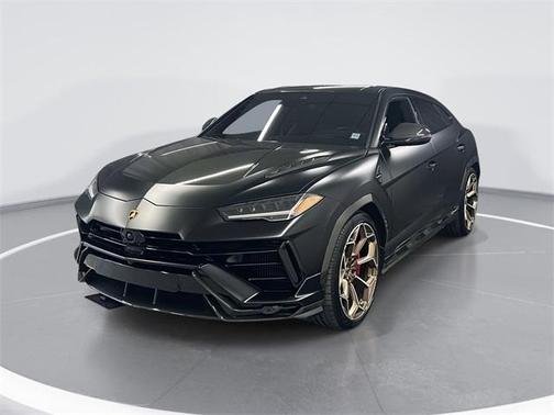 2023 Lamborghini Urus Performante