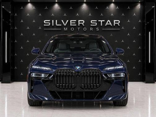 Tanzanite Blue II Metallic 2023 BMW 760 760i xDrive