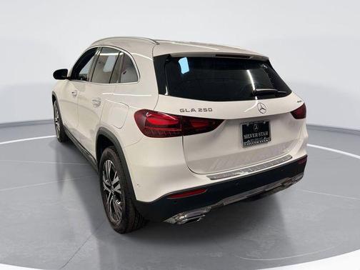 Polar White 2026 Mercedes-Benz GLA 250 Base 4MATIC