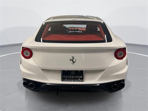 2016 Ferrari FF Base