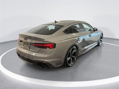 2022 Audi RS 5 2.9T