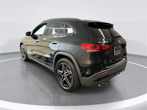 2022 Mercedes-Benz GLA 250 Base 4MATIC