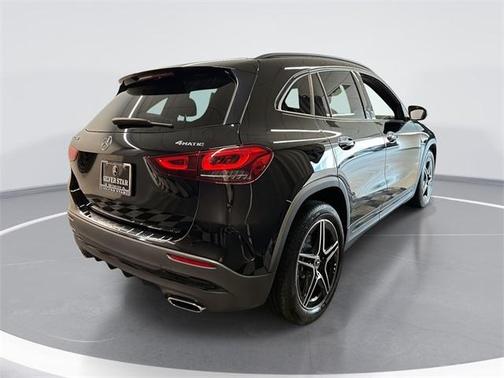 2022 Mercedes-Benz GLA 250 Base 4MATIC