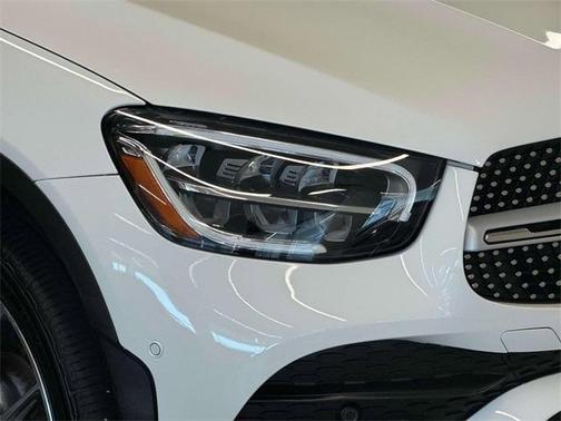 2022 Mercedes-Benz GLC 300 Base 4MATIC