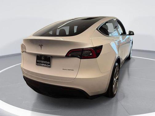 White 2023 Tesla Model Y Long Range