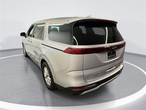 2022 Kia Carnival LXS