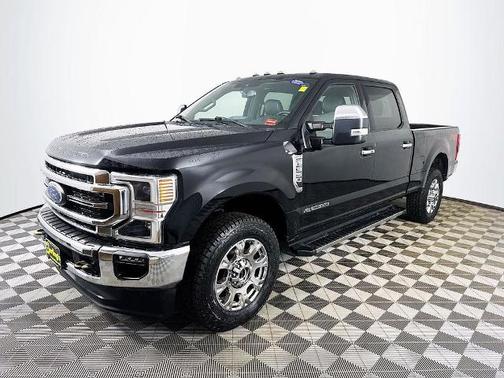 2022 Ford F-350 LARIAT SUPER DUTY