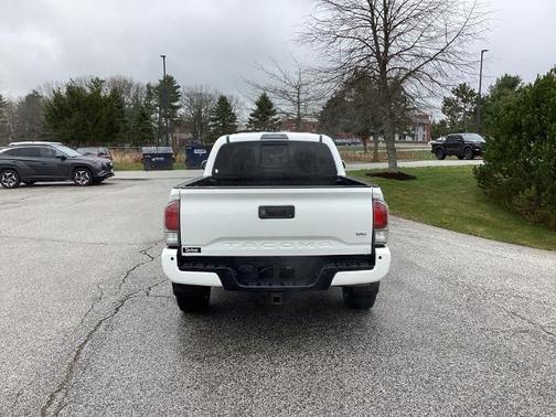 White 2020 Toyota Tacoma SR5
