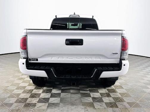 White 2020 Toyota Tacoma SR5