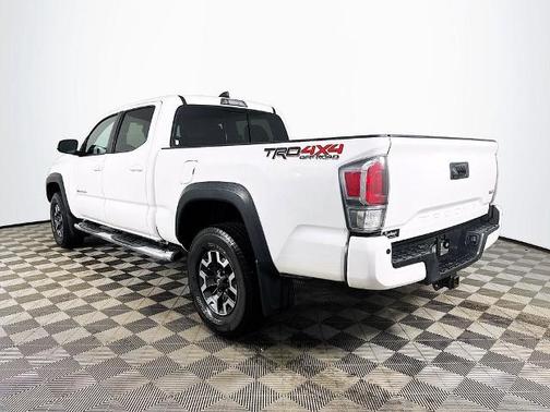 White 2020 Toyota Tacoma SR5