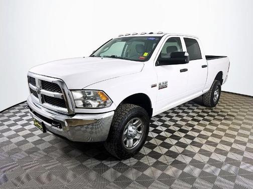 Bright White Clearcoat 2018 RAM 2500 TRADESMAN