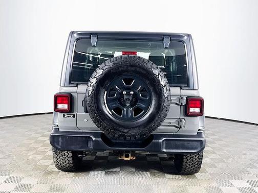 Sting Gray Clearcoat 2019 Jeep Wrangler SPORT