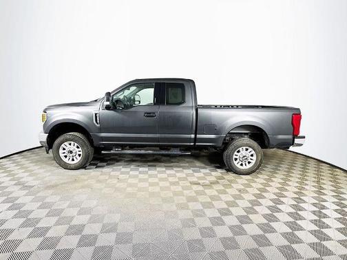 MAGNETIC 2019 Ford F-250 XLT