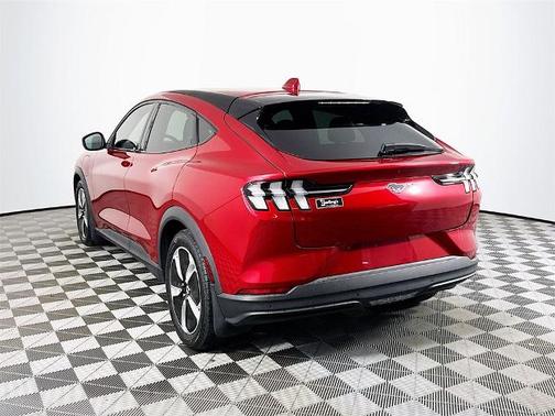 2022 Ford Mustang Mach-E SELECT
