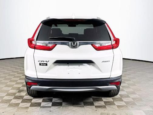 White 2018 Honda CR-V LX