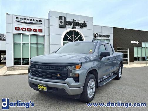 Sterling Gray Metallic 2024 Chevrolet Silverado 1500 CUSTOM