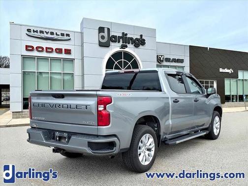 Sterling Gray Metallic 2024 Chevrolet Silverado 1500 CUSTOM