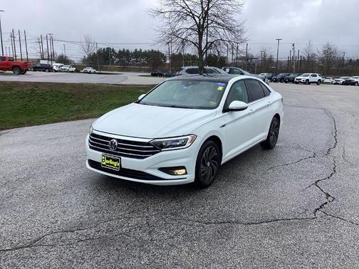 Pure White 2019 Volkswagen Jetta 1.4T SEL PREMIUM