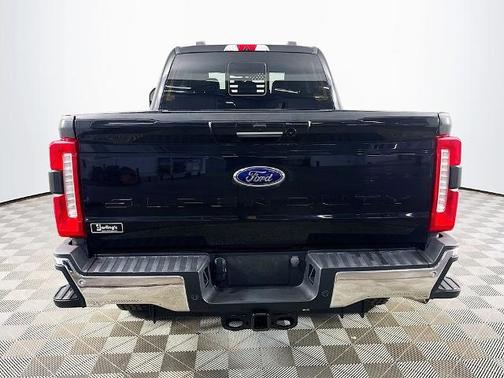 AGATE BLACK 2024 Ford F-250 LARIAT