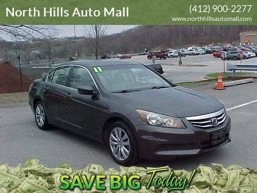 Pewter 2011 Honda Accord SE