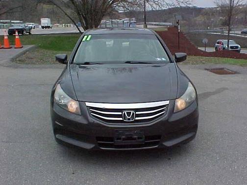 Pewter 2011 Honda Accord SE
