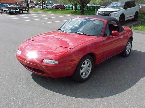 1992 Mazda MX-5 Miata Base 2dr Convertible