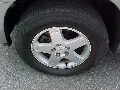 Pewter 2006 Pontiac Torrent Base