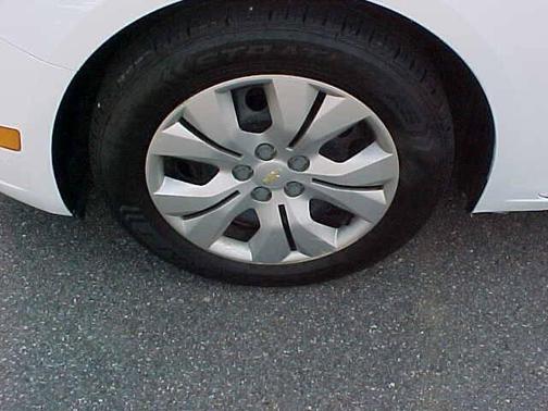 2013 Chevrolet Cruze LS