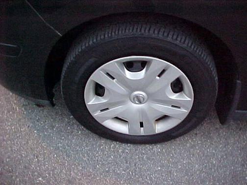 2010 Nissan Versa 1.8 S