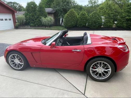 2007 Saturn Sky Base 2dr Convertible