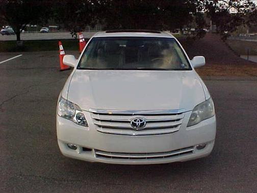 2006 Toyota Avalon Limited