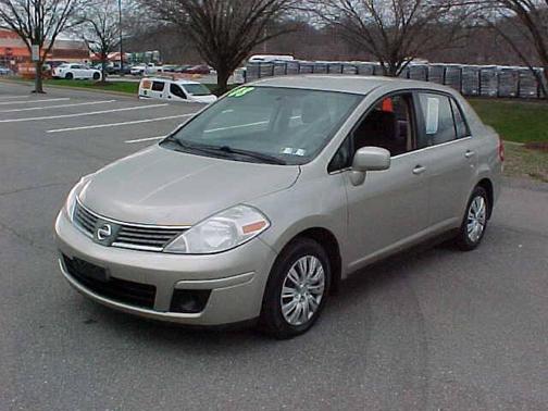2008 Nissan Versa S
