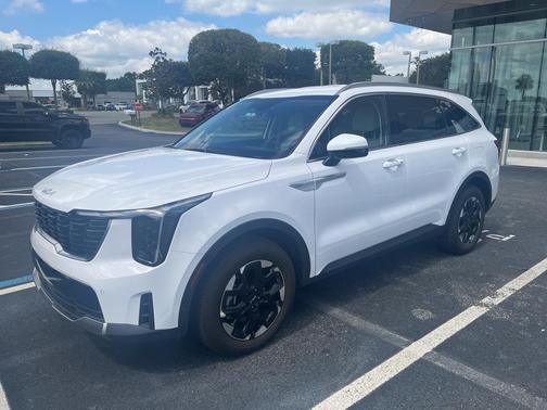 2025 Kia Sorento S