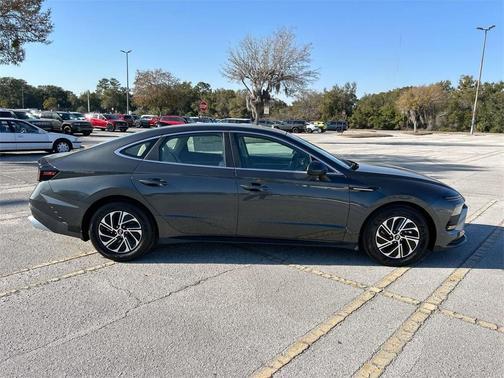 2026 Hyundai SONATA Hybrid Blue