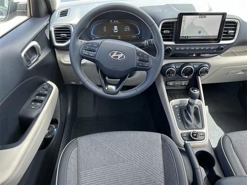 2025 Hyundai VENUE Limited