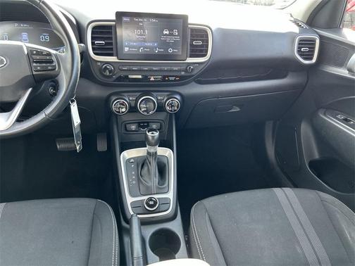 2023 Hyundai VENUE SEL