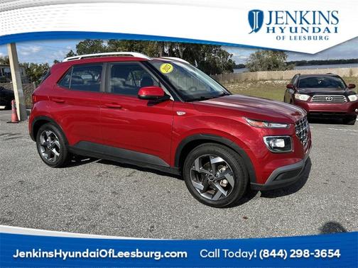 2023 Hyundai VENUE SEL