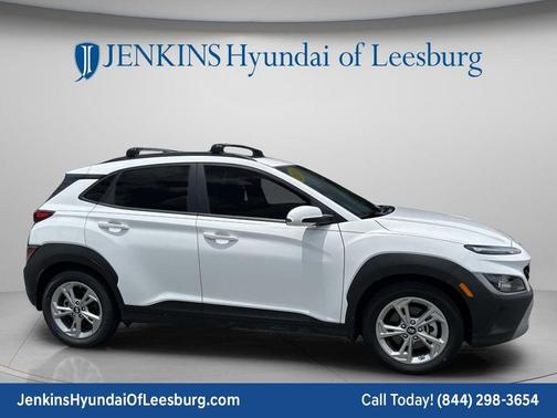 Lunar White 2023 Hyundai KONA SEL