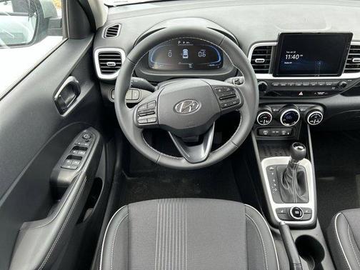 2025 Hyundai VENUE Limited